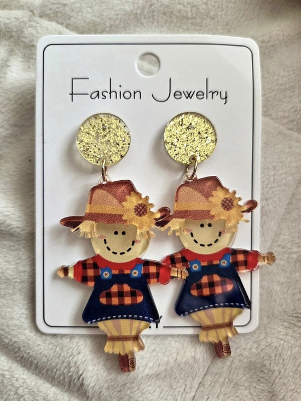 Cute Scarecrow Dangle Earrings For Halloween/Autumn!